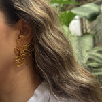 Aretes Monstera Dorado