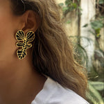 Aretes Monstera verde noche