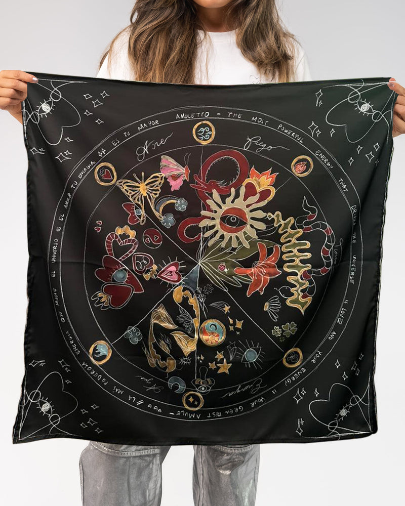 Pañoleta Alchemy of love Negra